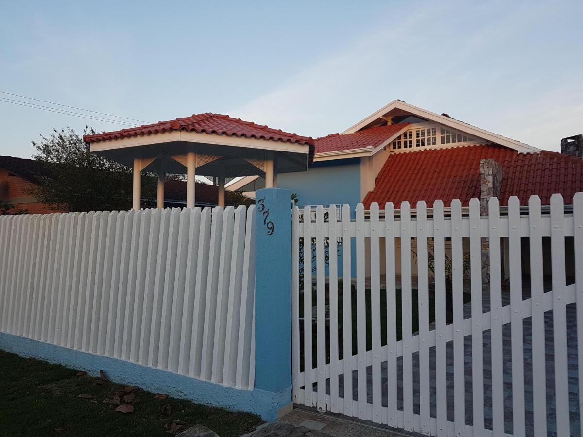 Casa De Praia Гуаратуба Экстерьер фото